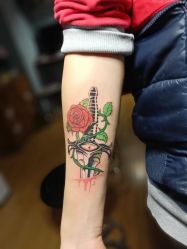 -椿树下·Tattoo纹身工作室