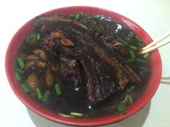 -小龙大肉面馆