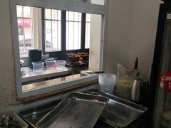 -赵家牛肉砂锅(台西三路店)