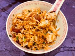 腊肉煲仔饭-惠食佳·朱雀(东方商厦店)
