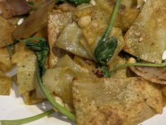 -黄泥岗·地道湖北菜(奥特莱斯店)