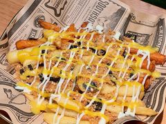 -Dragon Pizza•圆脸龙披萨·牛排餐厅
