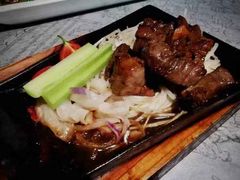 铁锄牛排-穹六人间 people 6(岳阳路店)