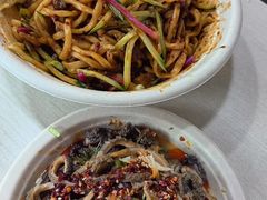 -黑八私房老北京炸酱面