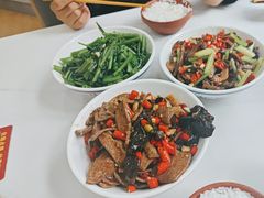 -独一佳老胡湘菜馆(矿山路店)
