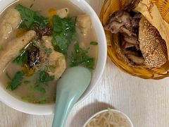 豆泡汤-洪峰浩老北京烧饼夹肉(角门路店)