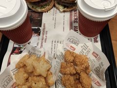 -The Habit Burger Grill 哈比特汉堡(世博店)