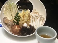 -洪氏嗨捞·猪肚鸡火锅(阳光天地店)