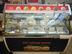 -红宝石·鲜奶小方·海派西点房(南丹店)
