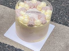 -顶东面包花园·生日蛋糕(世博店)