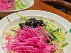 -老天桥酱肉烧饼夹肘子(天桥店)