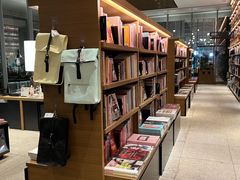 -茑屋书店(天目里店)