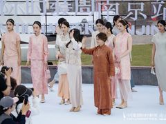 -八佰伴(人民中路店)