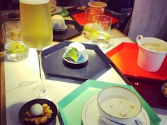 香槟茶-茶是一枝花泡茶店