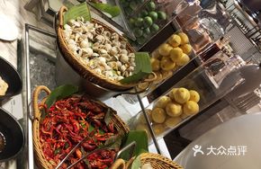 Spicy Crawfish and Seafood Stir-fry