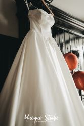 -拉瑞娜LaReine婚纱礼服高级定制