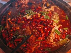 -鸣记脆皮烤鱼·海鲜烤鱼(三八广场店)