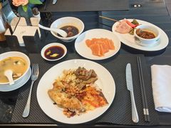-圣丰索菲特·2 On 988 Café 自助餐厅