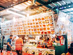 -席娜卡琳火车铁道夜市