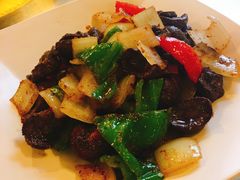 -维吾尔餐厅(宜山路店)