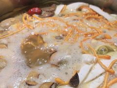 -野菌皇海景野生菌火锅(滨海大道店)