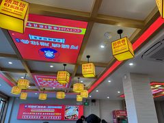 -阿婆情腊排骨火锅(金虹路店)