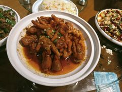 -小鱼儿海鲜港(新村十区店)