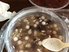 酒酿元宵-芳婆糕团店(王府大街店)