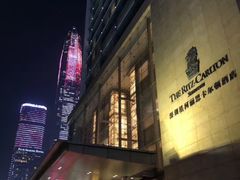-深圳星河丽思卡尔顿酒店