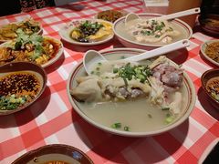 -老方桌烂蹄花川菜馆(九龙坡店)