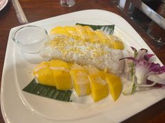 -Dang restaurant (patong phuket)