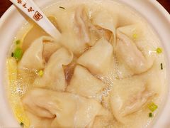 刀鱼馄饨-老半斋(福州路店)