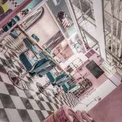 -变画·发型STUDIO