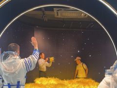 -厦门帷幕开啦红地毯蜡像艺术馆