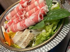-8PINTS八品脱·日料·烧鸟·精酿小酒馆(莘庄店)