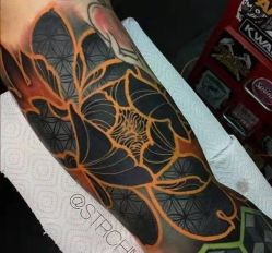 点击看大图 -龙之吻专业刺青·手工耳洞·纹身去色