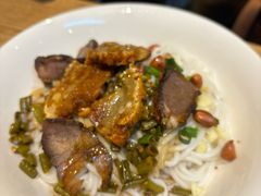 -牛八宝桂林米粉(八里庄店)