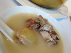 猪肚鸡汤-粤界(望京金辉店)
