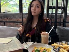 -锅炉咖啡·西餐·音乐酒厂