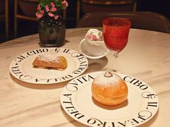 甜甜圈榛子巧克力-IL TEATRO 精品意大利餐厅