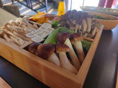 -廖掌柜·重庆鲜货火锅(上海首店)