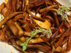 -铜锣湾·有麝自然香(重庆新天地店)