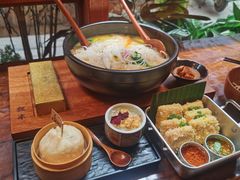 -银米·云南传统过桥米线(双廊黑金冠店)
