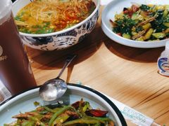 -西部马华清真兰州牛肉面·烧烤夜市(三里河店)