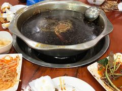 -刘胖娃鱼庄·特色肥肠鱼(杨家坪店)