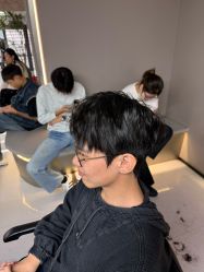 -宫铭烫发染发接发店