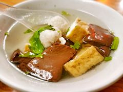 -松树干拌面店