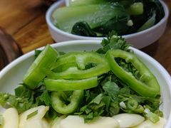 -小花花炭火烤肉·十五年延吉风味(左家庄店)