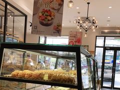 面包甜点陈列柜-味多美(民星路店)