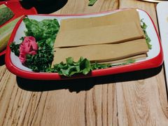 -宽窄巷子鲜牛火锅(北京首店)